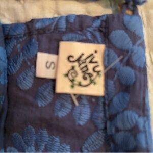 Ivy Jane top